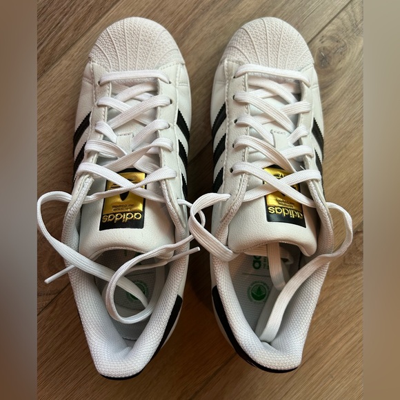 Adidas Superstar Leather Shell Toes - Picture 3 of 8